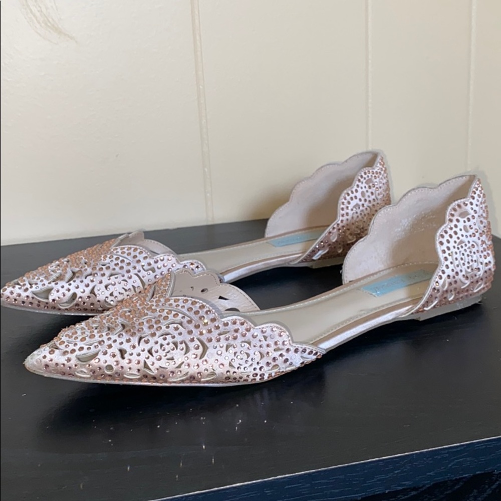 Betsy Johnson Rose Gold Women’s Flats